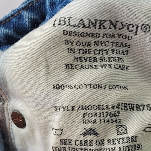 NWT Blank NYC Light Blue Jean Shorts size 27 - Picture 3 of 11